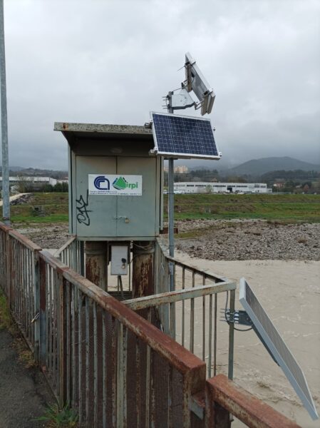 Data acquisition unit of the monitoring system with mussels.